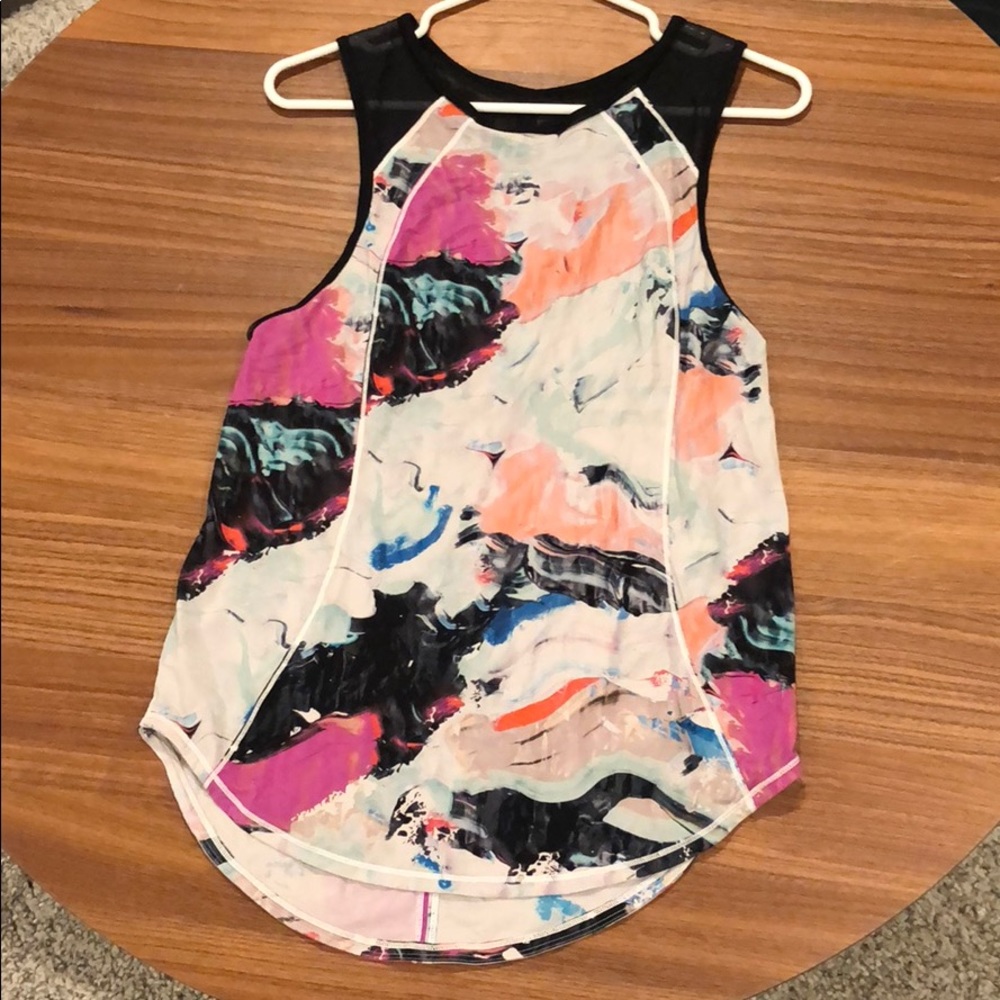 Lululemon top
